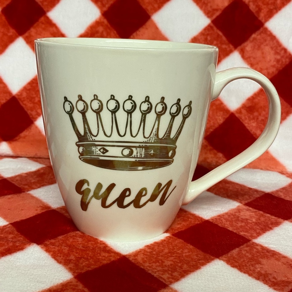 Queen Mug